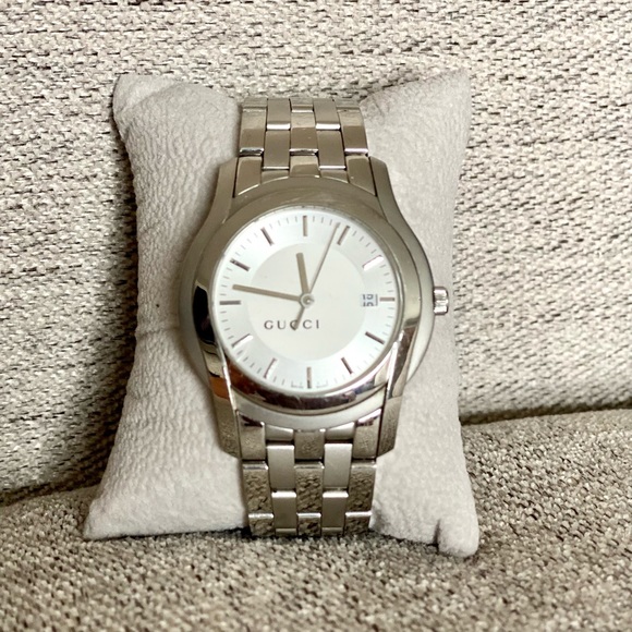 Gucci Men’s Stainless Steel Watch (used) - Picture 3 of 5